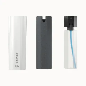 Paperlike Cleaning Kit v2-komponenter vist på hvit bakgrunn, inkludert etui, innlegg og hette