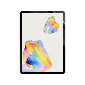 Paperlike 3 matt skärmskydd på iPad-modell med avdraget hörn som visar en pappersliknande skrivkänsla